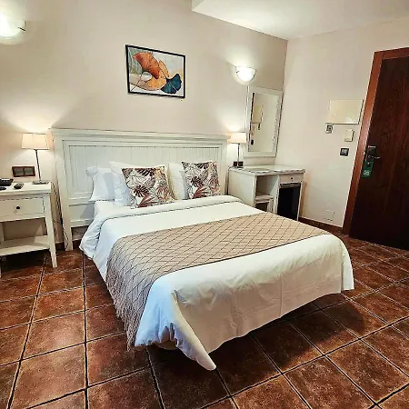 Medina De Hotel 3*